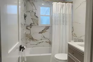 46 W Clearwater Rd, Lindenhurst, NY 11757 - Photo 14