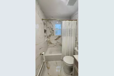 46 W Clearwater Road, Lindenhurst, NY 11757 - Photo 18