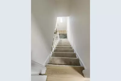 46 W Clearwater Road, Lindenhurst, NY 11757 - Photo 24