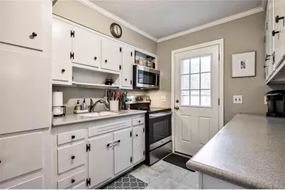 31 Circle Drive, East Northport, NY 11731 - Photo 14