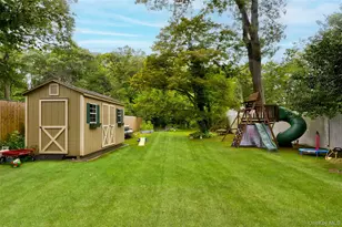 31 Circle Dr, East Northport, NY 11731 - Photo 24