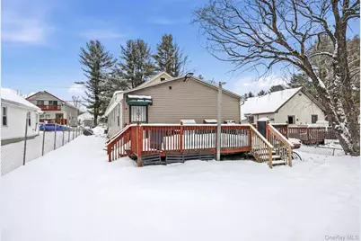 10 Maple Avenue N, Loch Sheldrake, NY 12779 - Photo 18