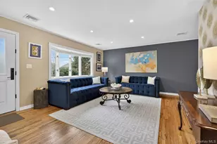 20 Marlboro Dr, South Huntington, NY 11743 - Photo 6