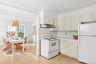 210 5th St, Greenport, NY 11944 - Photo 12
