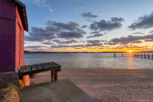 210 5th St, Greenport, NY 11944 - Photo 30