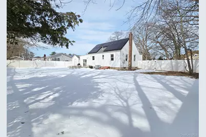 214 Van Buren Street, West Babylon, NY 11704 - Photo 18