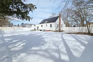 214 Van Buren St, West Babylon, NY 11704 - Photo 18