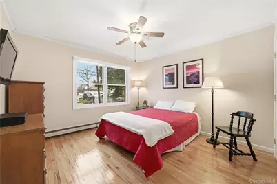 43 Ridgeway Boulevard, Bay Shore, NY 11706 - Photo 20