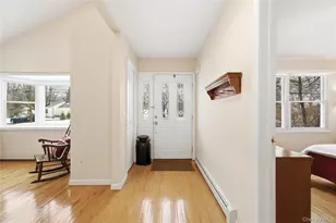 43 Ridgeway Blvd, Bay Shore, NY 11706 - Photo 4