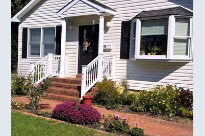 43 Ridgeway Boulevard, Bay Shore, NY 11706 - Photo 36
