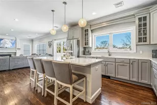 3 Manor Ct, Mount Sinai, NY 11766 - Photo 14