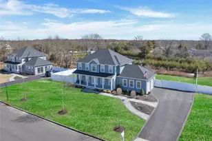 3 Manor Ct, Mount Sinai, NY 11766 - Photo 32