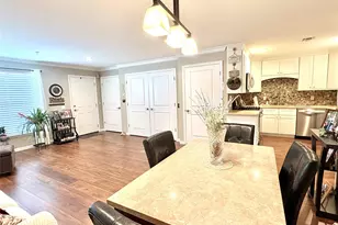 11 Hunter Dr, Central Islip, NY 11722 - Photo 6