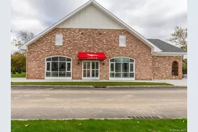 11 Hunter Drive, Central Islip, NY 11722 - Photo 22