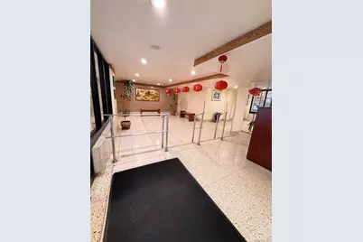 13705 Franklin Avenue #2E, Flushing, NY 11355 - Photo 2