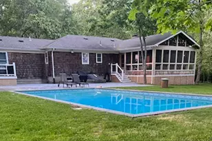 3 Robins Nest Ln, Hampton Bays, NY 11946 - Photo 6