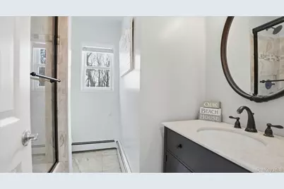 3 Robins Nest Lane, Hampton Bays, NY 11946 - Photo 24