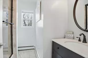 3 Robins Nest Ln, Hampton Bays, NY 11946 - Photo 24