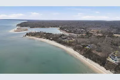 3 Robins Nest Lane, Hampton Bays, NY 11946 - Photo 4