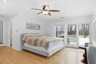 3 Robins Nest Ln, Hampton Bays, NY 11946 - Photo 18