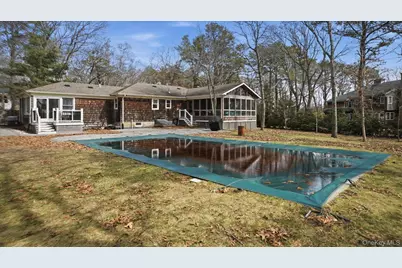 3 Robins Nest Lane, Hampton Bays, NY 11946 - Photo 4