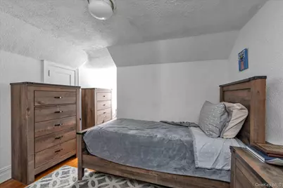 24 Yale Avenue, Hewlett, NY 11557 - Photo 14