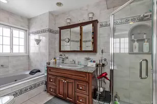 24 Yale Ave, Hewlett, NY 11557 - Photo 12