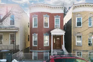 1727 Victor St, Bronx, NY 10462 - Photo 2