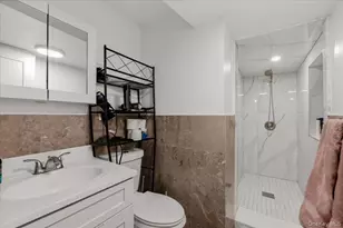 1727 Victor St, Bronx, NY 10462 - Photo 18