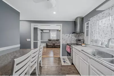 26 Smith Street, Amityville, NY 11701 - Photo 10