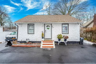 26 Smith Street, Amityville, NY 11701 - Photo 2