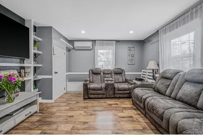 26 Smith Street, Amityville, NY 11701 - Photo 4