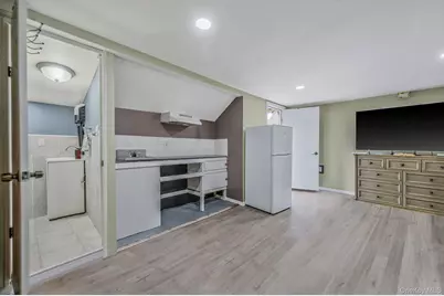 26 Smith Street, Amityville, NY 11701 - Photo 28