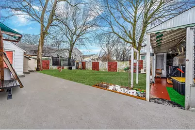 26 Smith Street, Amityville, NY 11701 - Photo 36