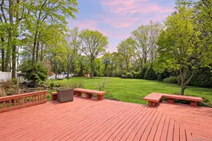 38 Arista Dr, Dix Hills, NY 11746 - Photo 4