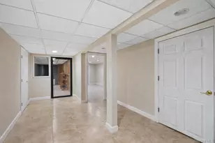 38 Arista Dr, Dix Hills, NY 11746 - Photo 18