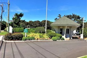 909 Fenway Rd, Saint James, NY 11780 - Photo 30