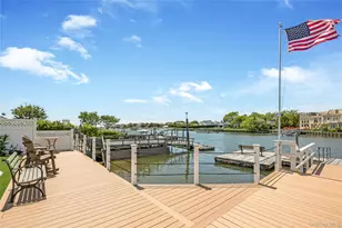 71 Seawane Rd, East Rockaway, NY 11518 - Photo 22