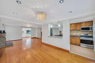 109-21 215th St, Queens Village, NY 11429 - Photo 8