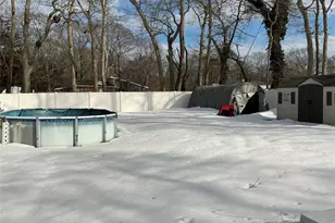 606 Birch Hollow Dr, Shirley, NY 11967 - Photo 40