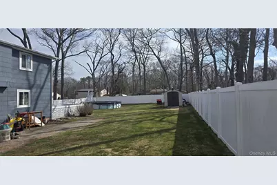 606 Birch Hollow Drive, Shirley, NY 11967 - Photo 44