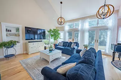 5 Ocean Avenue, Northport, NY 11768 - Photo 12