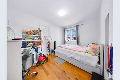 24571 61st Avenue, Little Neck, NY 11362 - Photo 18