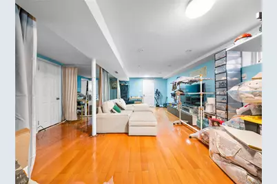 24571 61st Avenue, Little Neck, NY 11362 - Photo 16