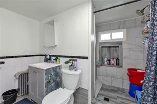 47 Murray Hill St, Elmont, NY 11003 - Photo 16