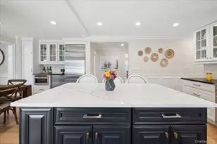 31 Priory Ln, Pelham, NY 10803 - Photo 14