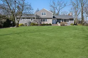 31 Priory Ln, Pelham, NY 10803 - Photo 2