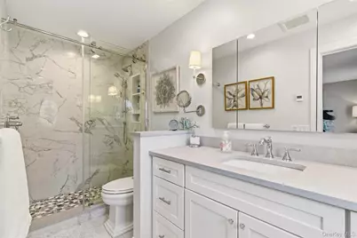 36 Bay Drive E, Huntington, NY 11743 - Photo 18