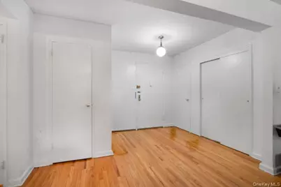 33-44 Junction Blvd #5V, Jackson Heights, NY 11372 - Photo 8