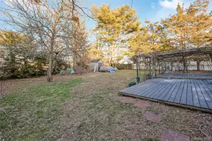 35 Crossway Dr, Deer Park, NY 11729 - Photo 20